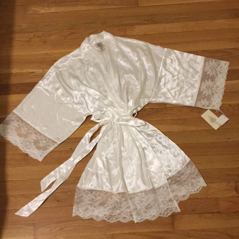 Bride’s wedding day robe